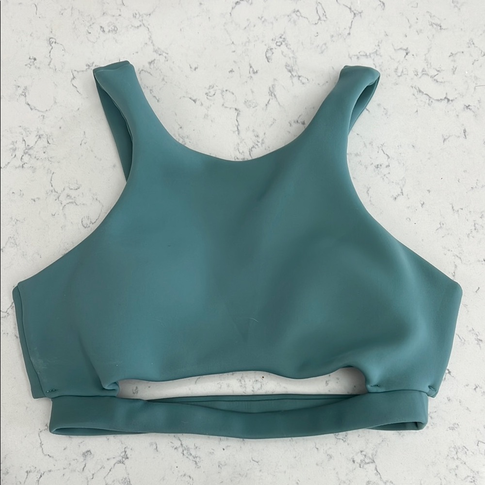 Clea Harper XS sports bra